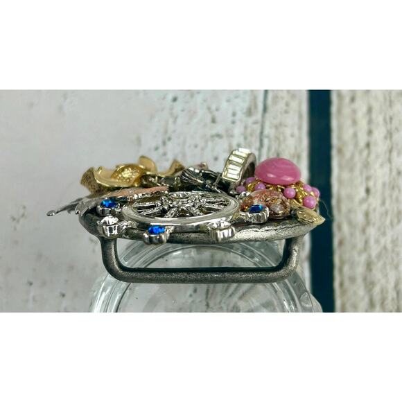 Bling Western Belt Buckle: Upcycled Art Deco Cowgirl Buckle - Picture 4 of 4
